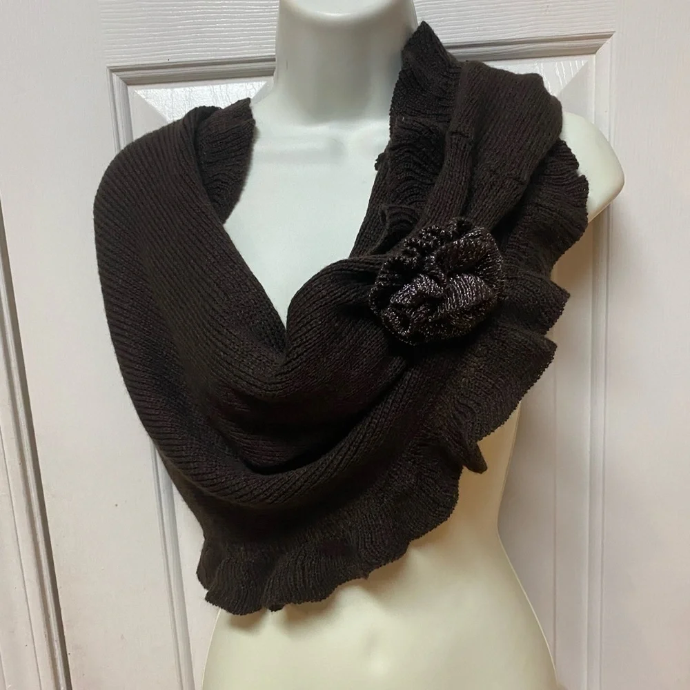 Infinity Scarf-By Rikka Knitted Solid ScarfSnood Twist Shape